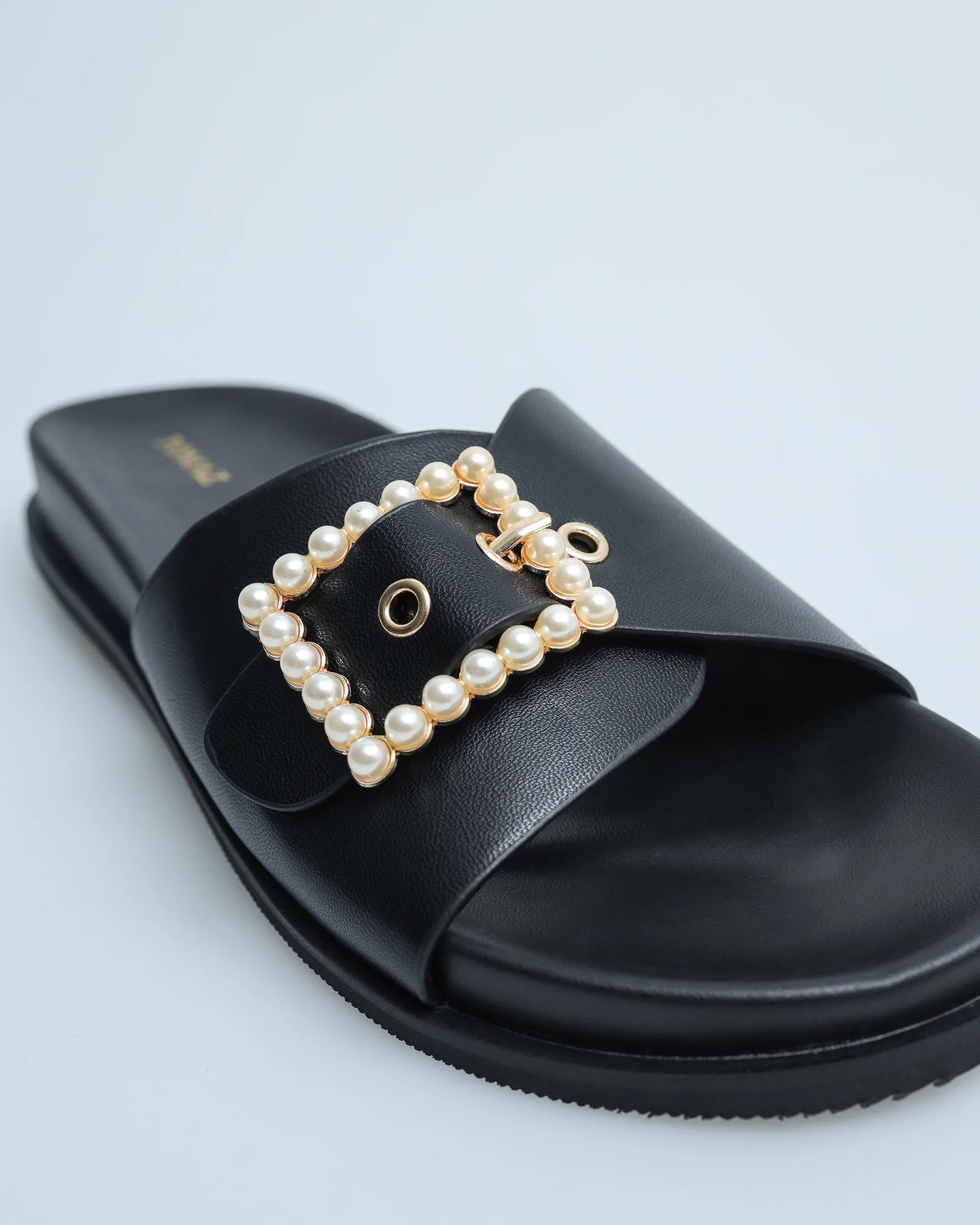 Tomaz YX134 Ladies Pearl Buckle Sandals - Image 8